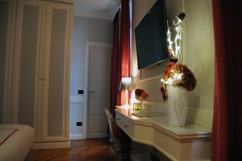 Suite Fontana Di Trevi Рим Номер фото